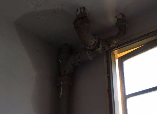 水富卫生间漏水维修公司专业解读水富卫生间防水的步骤